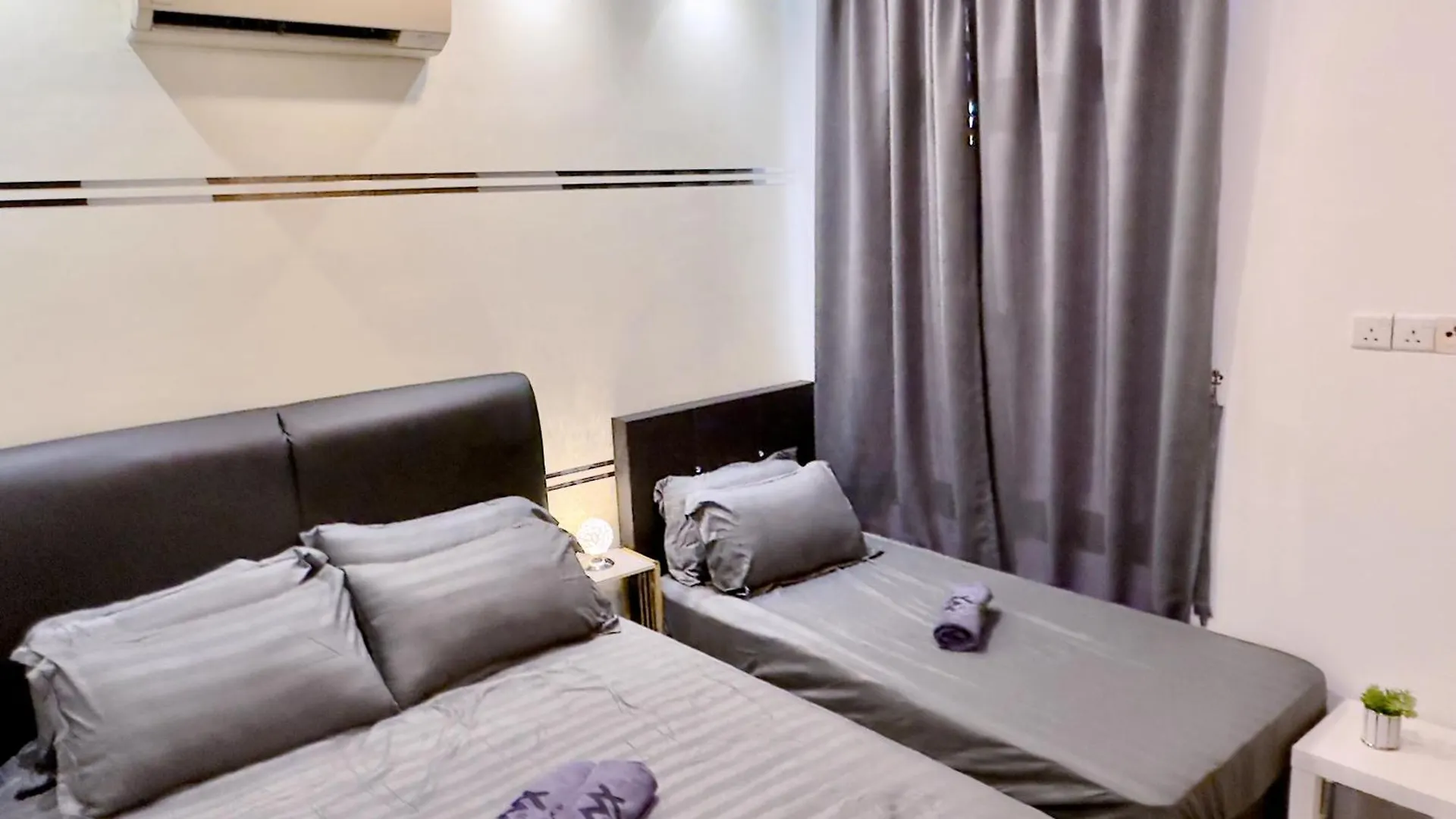 Ksl City Mall 6-20Pax Private Lift-Netflix-Smarttv 70Inch Johor Bahru