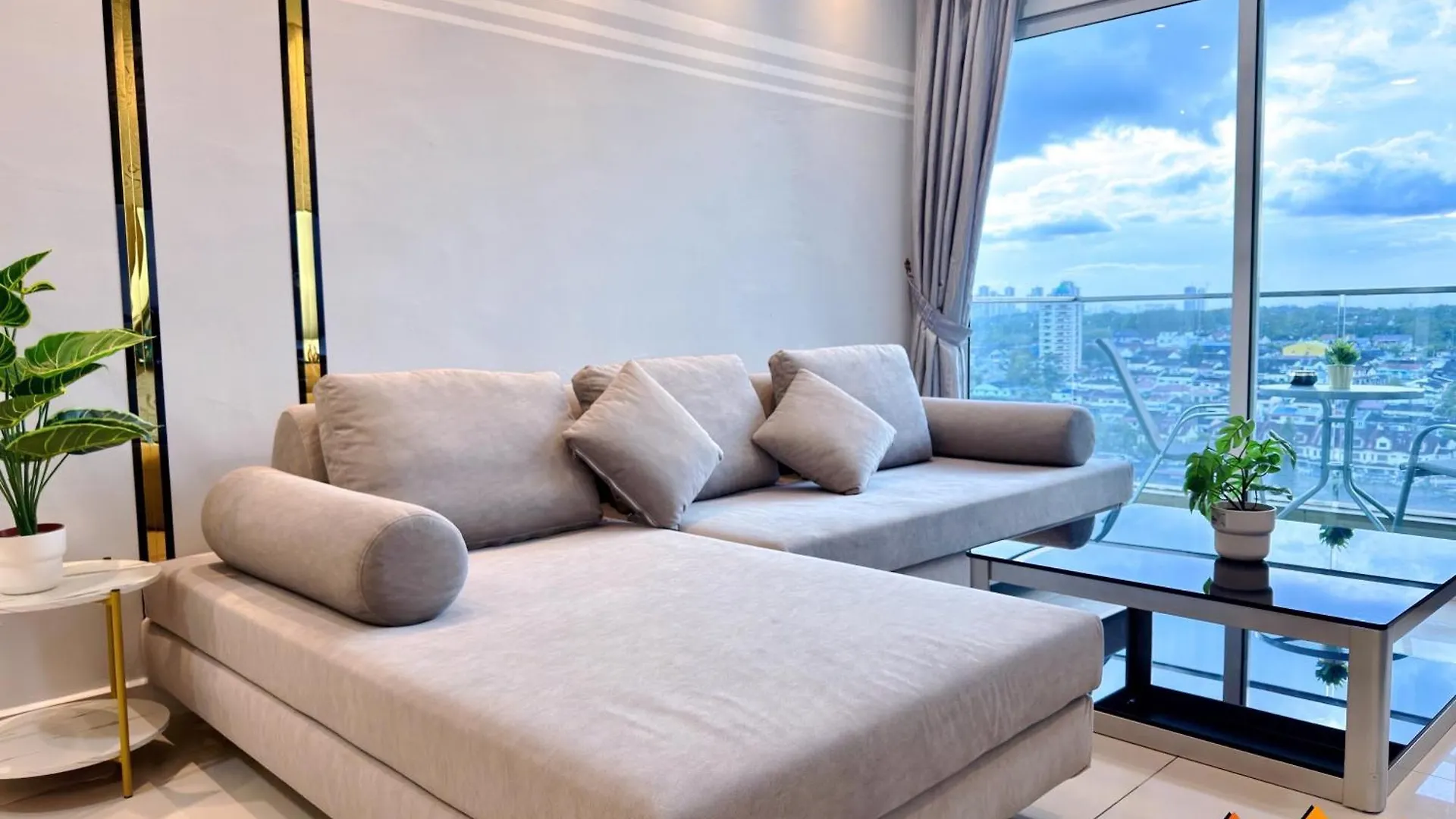 Ksl City Mall 6-20Pax Private Lift-Netflix-Smarttv 70Inch Johor Bahru Apartment