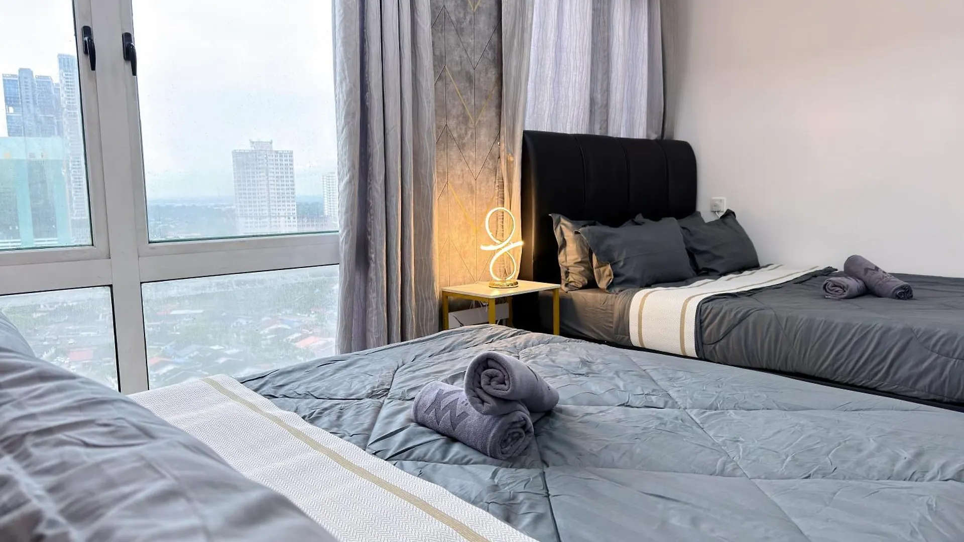 Apartment Ksl City Mall 6-20Pax Private Lift-Netflix-Smarttv 70Inch Johor Bahru