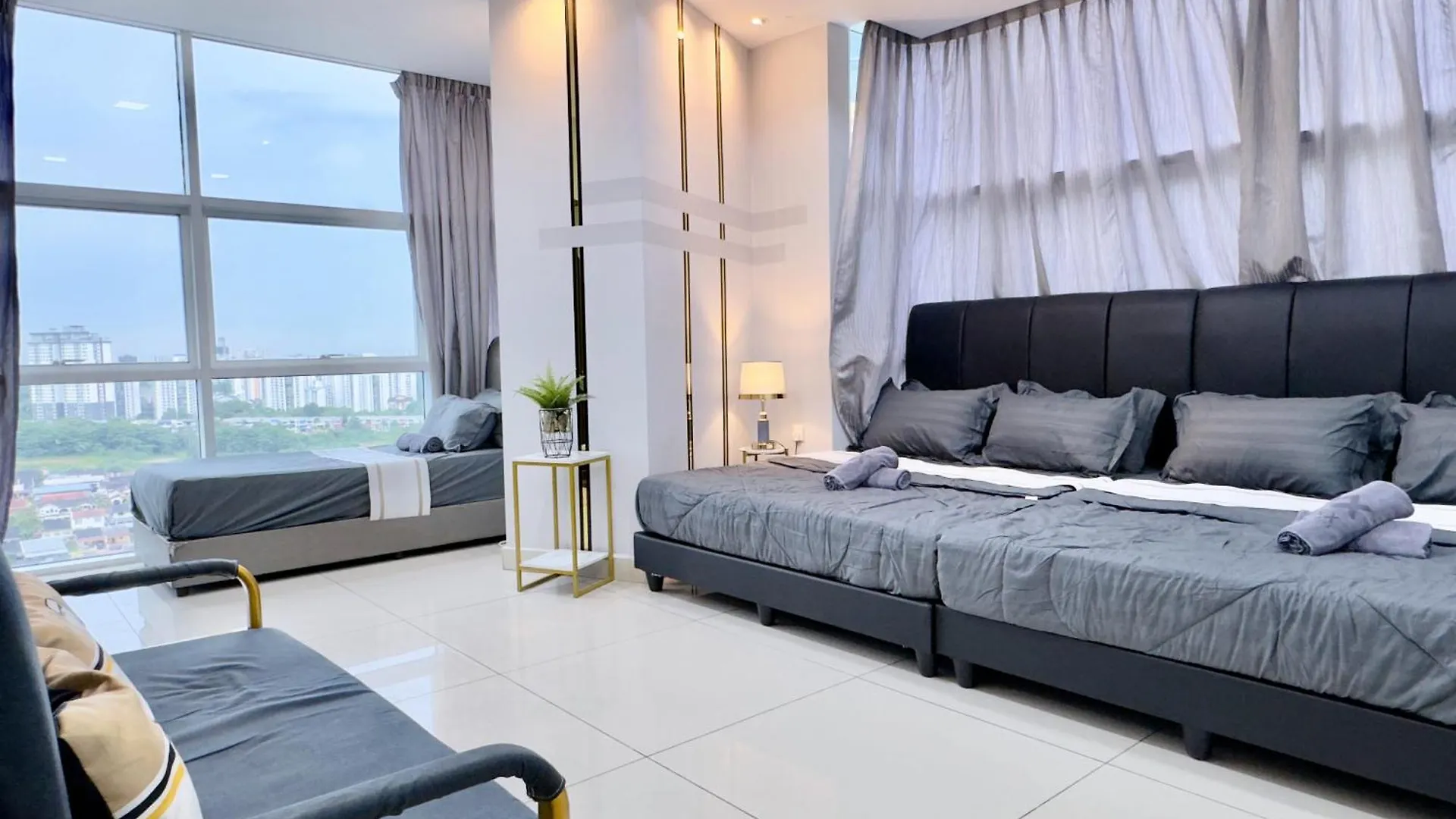 Ksl City Mall 6-20Pax Private Lift-Netflix-Smarttv 70Inch Johor Bahru Apartment