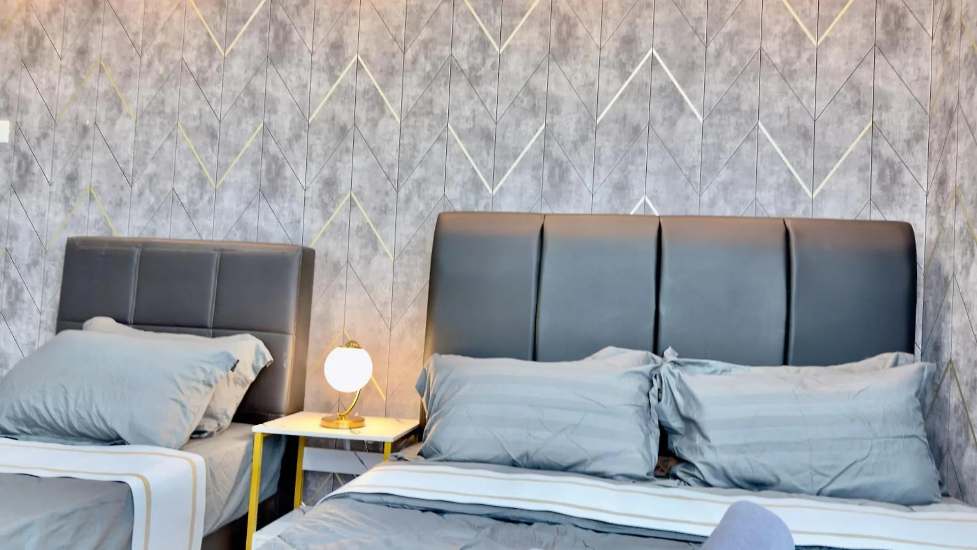 Ksl City Mall 6-20Pax Private Lift-Netflix-Smarttv 70Inch Johor Bahru Apartment