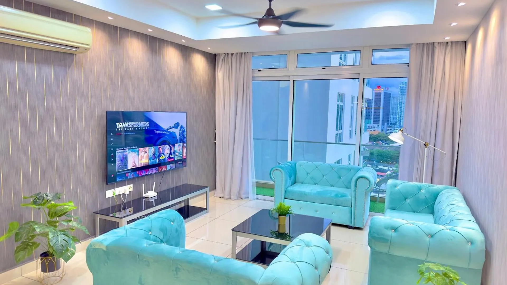 Ksl City Mall 6-20Pax Private Lift-Netflix-Smarttv 70Inch جوهر بهرو 0*,